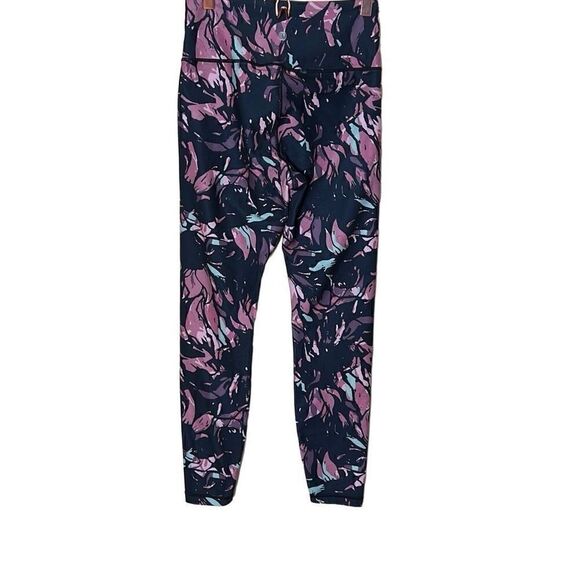 Balance Collection Workout Leggings - Picture 8 of 8